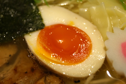 なると家_名取_宮城_らーめん_エビワンタン_04.jpg