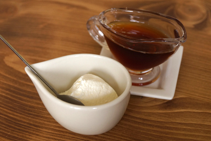 38-garden-cafe_山形_上山_カフェ_パンケーキ_花畑_ミツバチガーデンカフェ_21.jpg