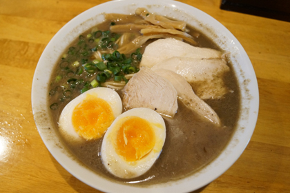 自家製麺_佐藤_秋田_大仙_大曲_らーめん_04.jpg