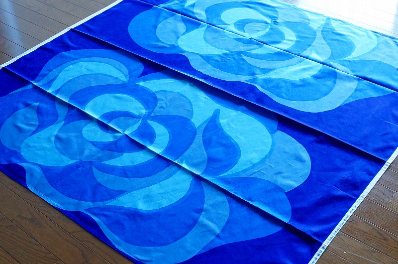 北欧雑貨/北欧生地/北欧/インテリア/生地/ファブリック/布/ヴィンテージ/marimekko/マリメッコ/mustasukkainen/マイヤイソラ/廃盤/キッチン/紫