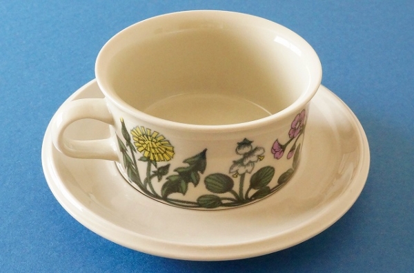 北欧雑貨/北欧食器/北欧/ヴィンテージ/食器/雑貨/arabia/アラビア/Flora/フローラ/カップ&ソーサー/お皿/キッチン/インテリア
