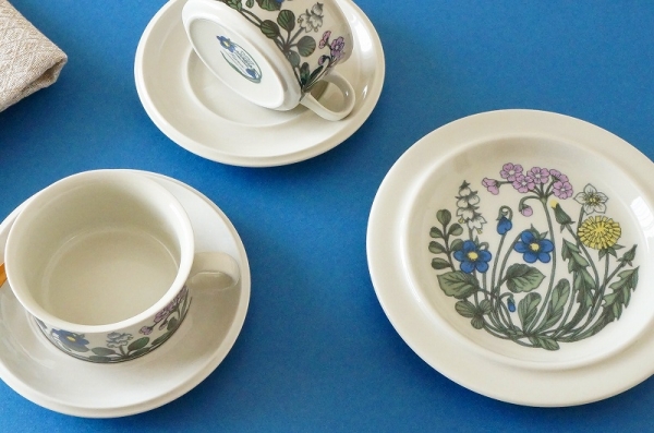 北欧雑貨/北欧食器/北欧/ヴィンテージ/食器/雑貨/arabia/アラビア/Flora/フローラ/カップ&ソーサー/お皿/キッチン/インテリア