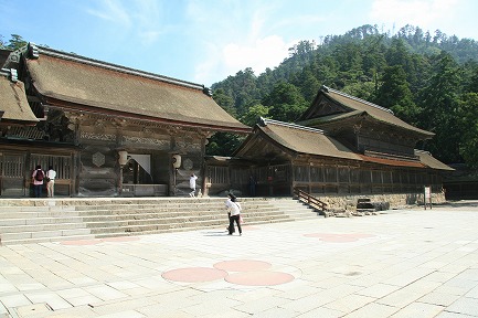 八足門