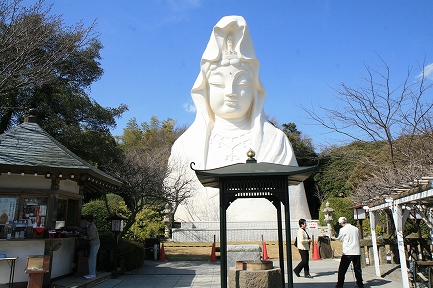 大船観音
