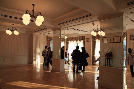 鳩山会館-6