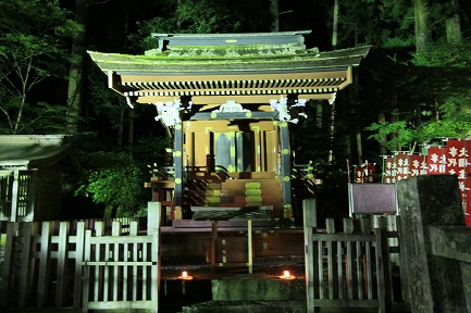 東宮本殿-1