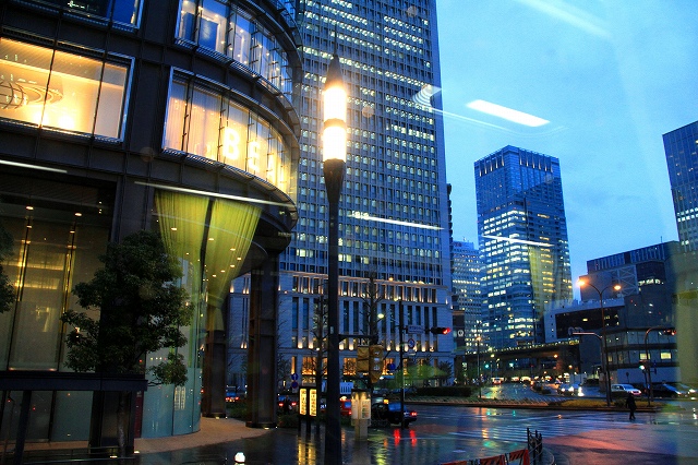 夕暮れの東京
