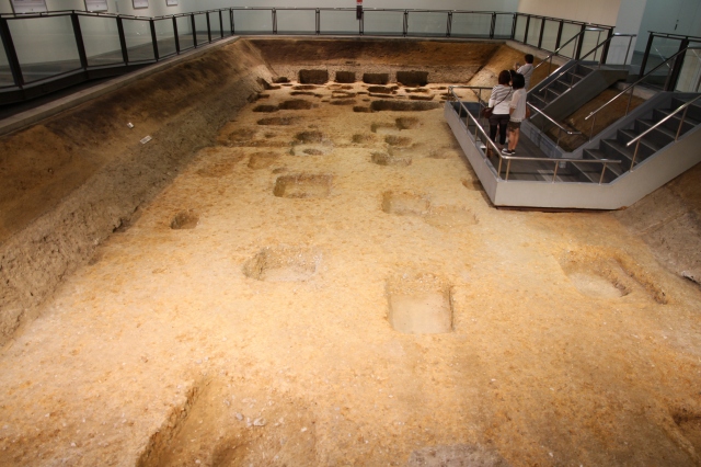 遺構展示館-11
