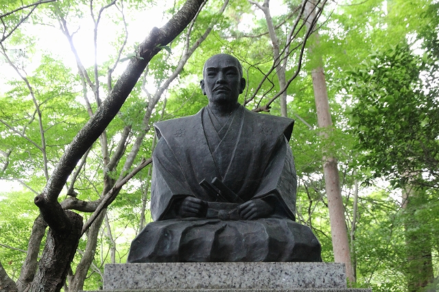 石田三成公像-2