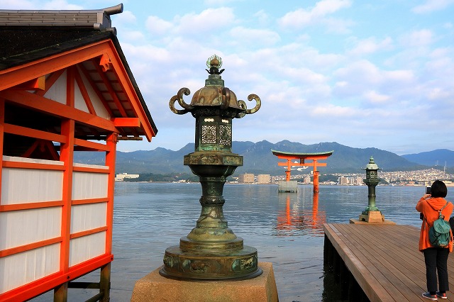 広島の旅 その２８ 宮島散策 厳島神社 高舞台と御本社 | 質素な写真展示室