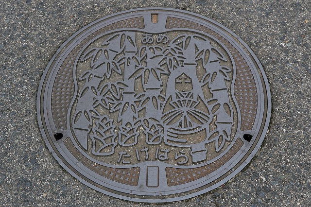 マンホール