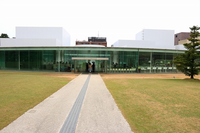 金沢21世紀美術館-1