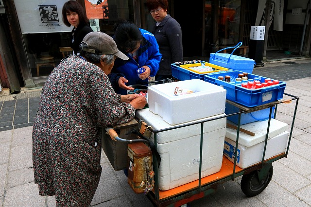 輪島の朝市-7