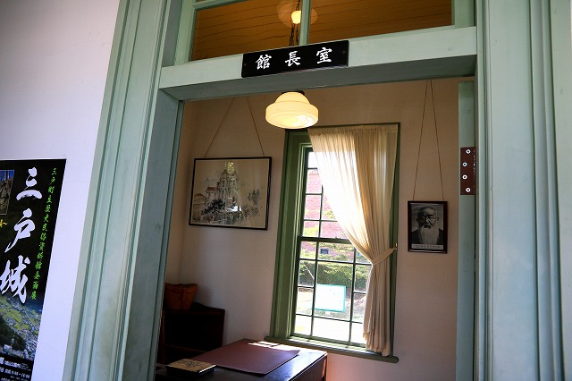旧弘前市立図書館-3