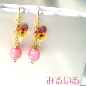 春を楽しもうよ♪♪キラキラなビオラの花とピンククォーツ♪|手作りアクセサリー工房みるいる