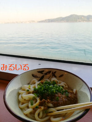 ジャンボフェリーで食べる♪オリーブ牛100%カレーうどん!|手作りアクセサリー工房みるいる