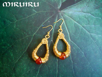 古代の滴〜赤瑪瑙〜ピアス(イヤリング)|手作りアクセサリー工房みるいる