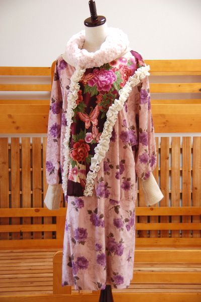 和柄レディース服・ドルマンスリーブワンピース