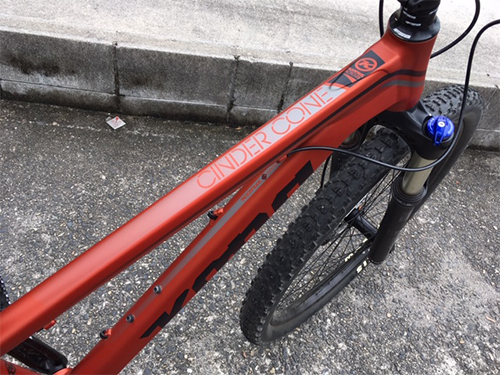 KONA(コナ)マウンテンバイクCINDER CONEトップチューブ
