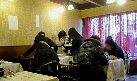 はり重カレーショップ