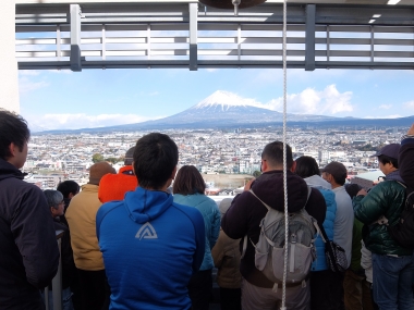 富士山専門店　東海道表富士　登山ガイド　下山ガイド　しずおか遊びたい券　村山古道　ルート3776　西川卯一　富士市役所　ミエルラ