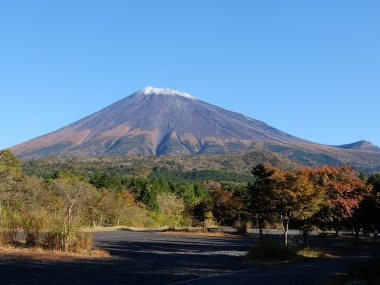 西川卯一　登山ガイド　富士山専門　東海道表富士　海から　ゼロ富士　ルート3776　ご来光　富士下山