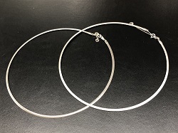 金製品　画像　Ｋ18ＷＧ　ホワイトゴールド　オメガネックレス