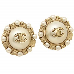 シャネル 画像 ピアス アクセサリー ホワイト ゴールド