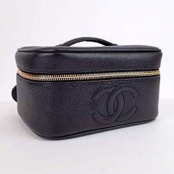 シャネル 画像 バニティバッグ 横型 黒 キャビアスキン ココマーク