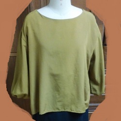 古着 画像 ノーカラーブラウス ピスタチオ色 KBF+ フリーサイズ レディース 美品