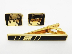 シャネル 画像 ネクタイピン カフスボタンセット ゴールド 黒 ココマーク