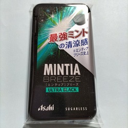お菓子 画像 MINTIA BREEZE ULTRA BLACK シュガーレス 最強ミントの清涼感 ミンティアブリーズ史上 アサヒグループ食品