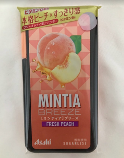 お菓子 画像 ミンティアブリーズ MINTIA BREEZE フレッシュピーチ ビタミンC配合 本格ピーチ×すっきり感 フリーズドライ果汁パウダー ビタミンB6 シュガーレス 30%off