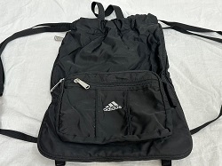 バッグ 画像 ナップザック 黒 adidas 未使用品