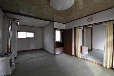 百合が原公園の家ビフォアー内観