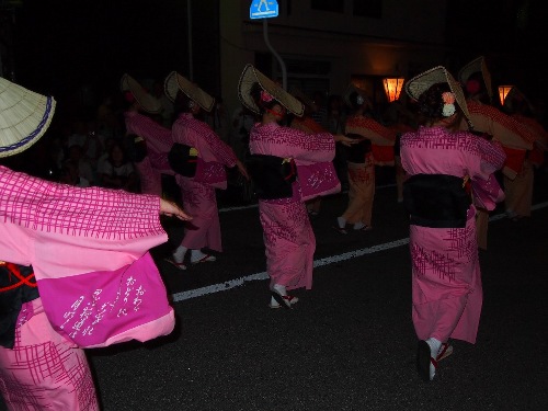 越中八尾の西新町のおわら踊り