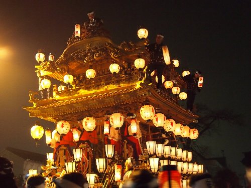 秩父祭りの笠鉾と屋台