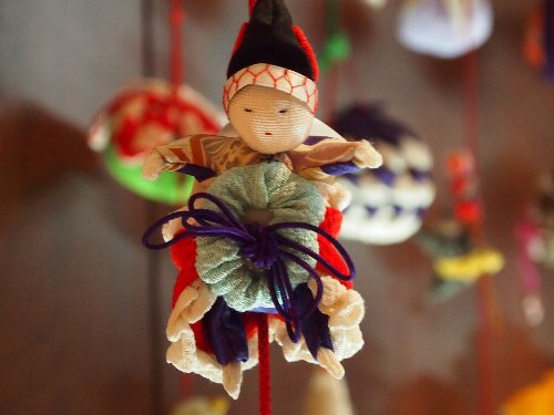 京王プラザホテル、桃の節句の吊るし飾り
