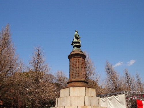 靖国神社の大村益次郎の銅像