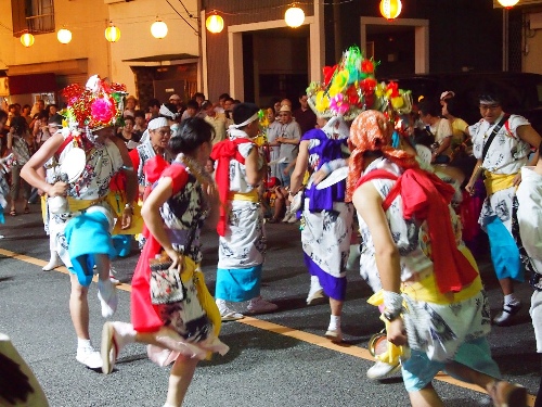羽衣ねぶた踊りまくるハネトさんたち