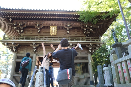 薬王院の山門