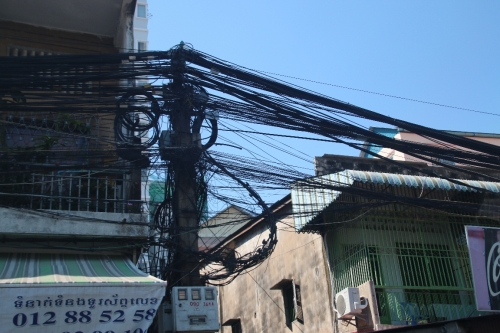 電線の張り方