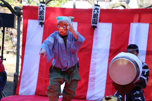目黒流貫井囃子保存会のお囃子と獅子舞
