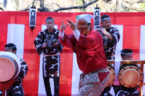 目黒流貫井囃子保存会のお囃子と獅子舞