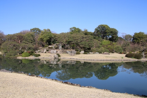 六義園(昼)