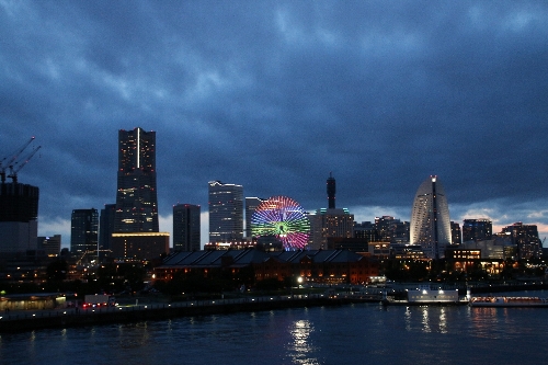 横浜みなとみらい21地区の本物の夜景