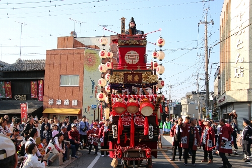 嘉右衛門町の仁徳天皇"