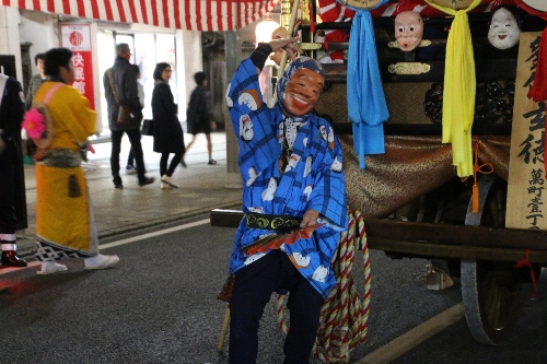 夜のお祭り"