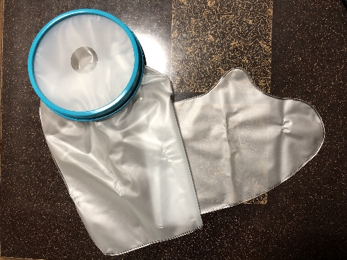 ギプスを付けて身体を洗う専用のカバー