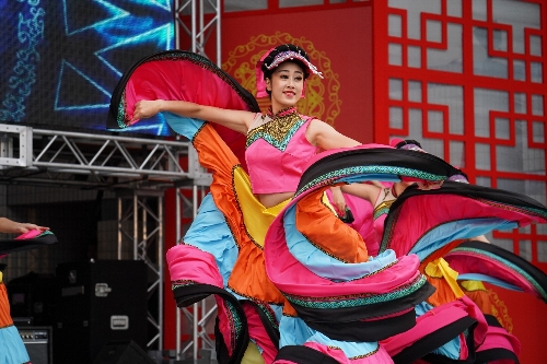 天津シルクロード芸術団
